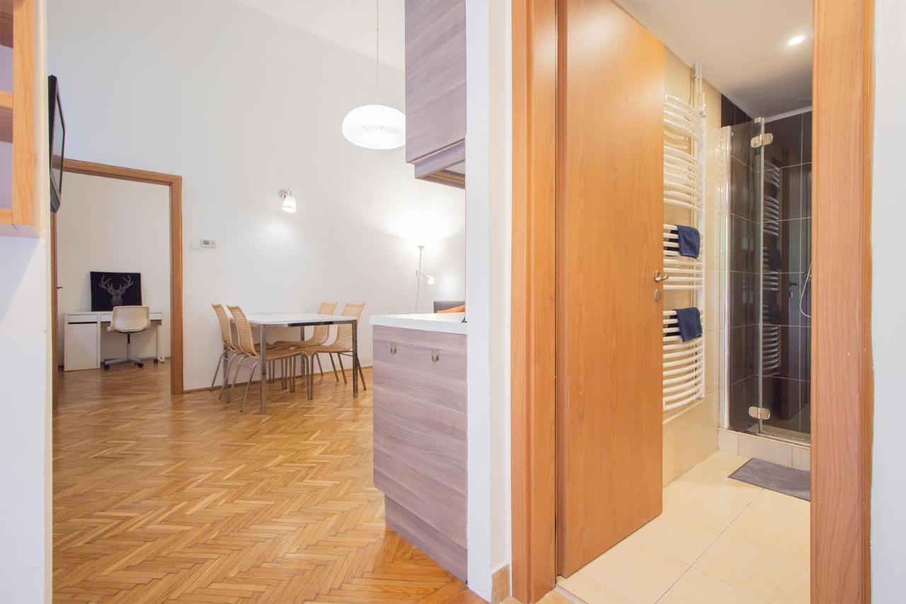 Basilica Two Bedroom Apartment Budapest Esterno foto